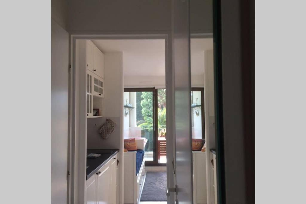 La Petite Cachette - Pool And 150M To The Beach Apartment วีลล์ฟรองซ์-ซูร์-แมร์ ภายนอก รูปภาพ