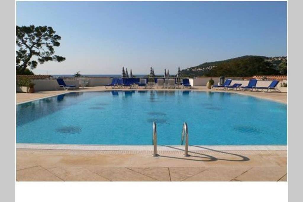 La Petite Cachette - Pool And 150M To The Beach Apartment วีลล์ฟรองซ์-ซูร์-แมร์ ภายนอก รูปภาพ